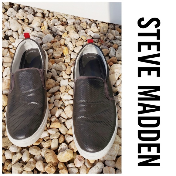 Steve Madden Other - Steve Madden Leather Comfy Slip Ons 10.5